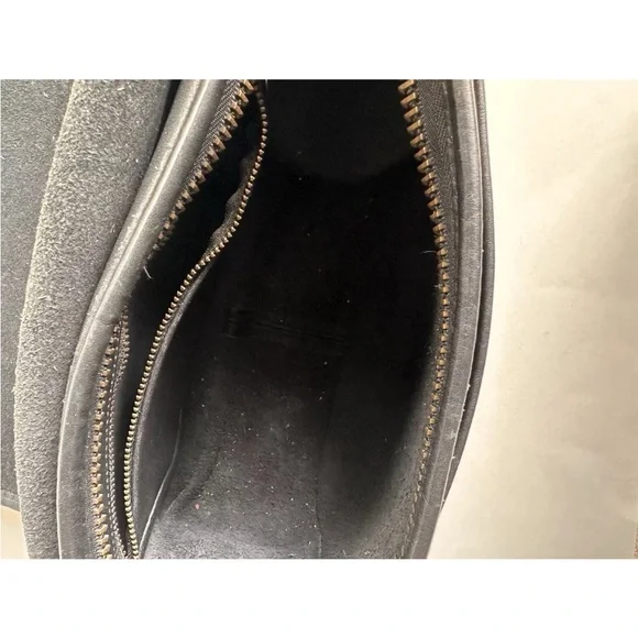 Vintage COACH Crossbody Messenger Saddlebag Black
Leather Handbag - Picture 8 of 16